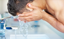 男士洗脸的五大误区 男士洗脸的注意事项