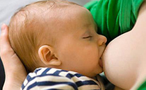 乳房下垂是因为喂奶吗 哺乳期新妈妈乳房下垂怎么办