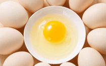 南宁一超市蛋碎了用胶水粘起来卖 如何挑选优质鸡蛋