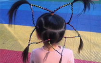 五角星辫子怎么梳图解 小女孩五角星辫子发型扎法